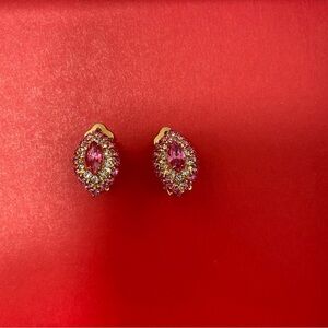 Mac Allen vintage clip on earrings